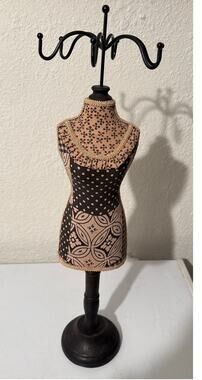 Jewelry Organizer Cloth Mannequin Wood Base 19" Tall